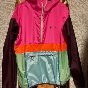 Cotopaxi Teca half zip windbreaker